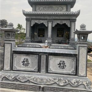 Mộ đá đôi 11