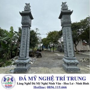 Cột đá 02