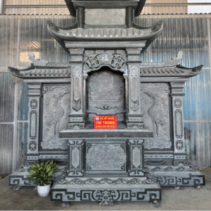 Lăng thờ đá 10
