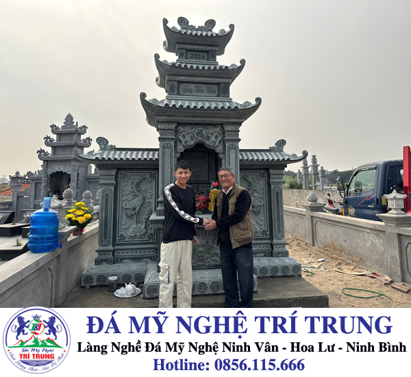 Lăng thờ đá 08