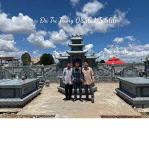 Khu lăng mộ đá đẹp 11